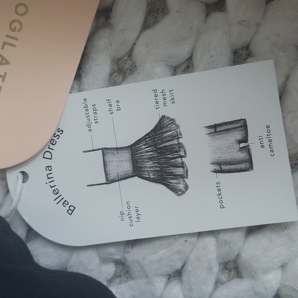 Blogilates Popflex Barre Active Romper Ballerina With Pockets - Picture 6 of 6